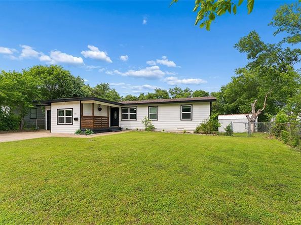 1106 E Strong Parkway , Grand Prairie Texas 75050