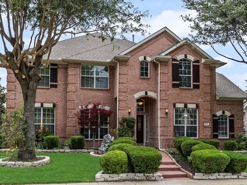 1501  Weathered Wood Lane , Garland Texas 75040