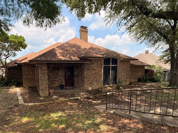 2806  Harpers Ferry Lane , Garland Texas 75043