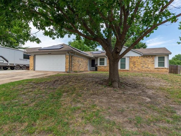 6700  Sunnybank Drive , Fort Worth Texas 76137
