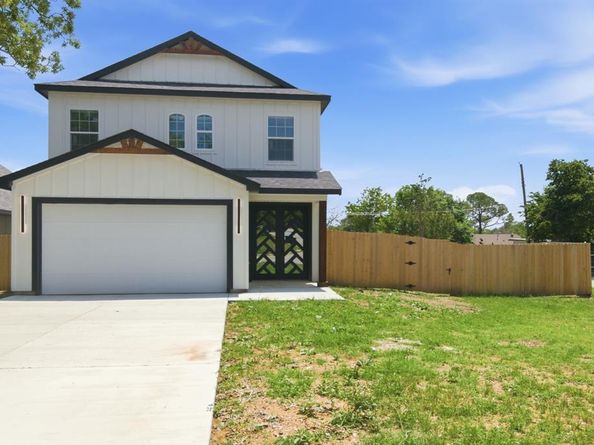 1013  Duff Court , Fort Worth Texas 76112