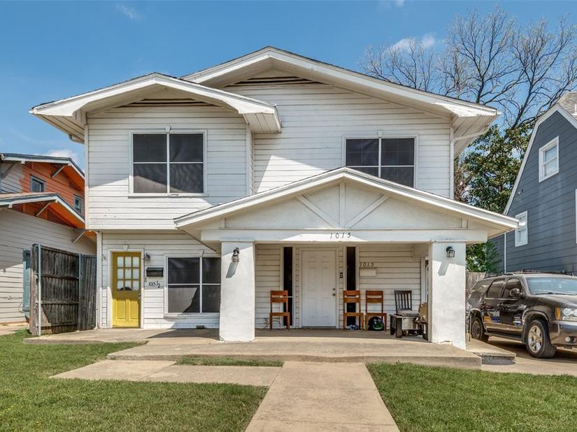 1015  Kings Highway , Dallas Texas 75208