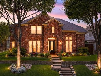2185  Hillcroft Drive 
