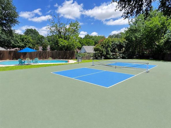 709  Chaffee Court , Arlington Texas 76006