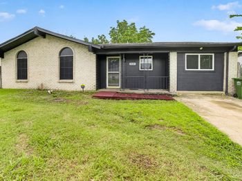 15131  Oakwood Lane 