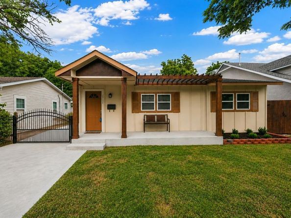 2717  Townsend Drive , Fort Worth Texas 76110