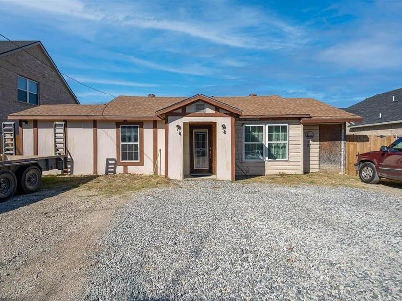 4115 S Peachtree Road , Balch Springs Texas 75180