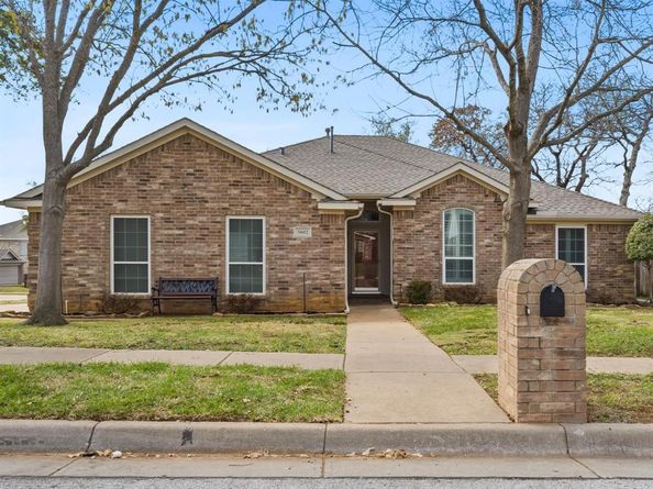 5602  Bright Star Trail , Arlington Texas 76017