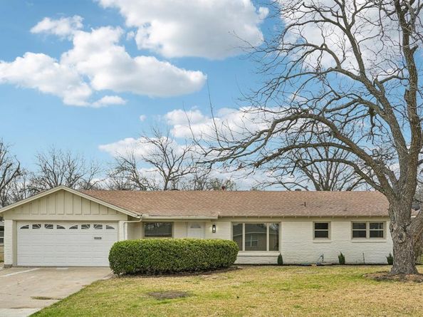 5905  Walraven Circle , Fort Worth Texas 76133