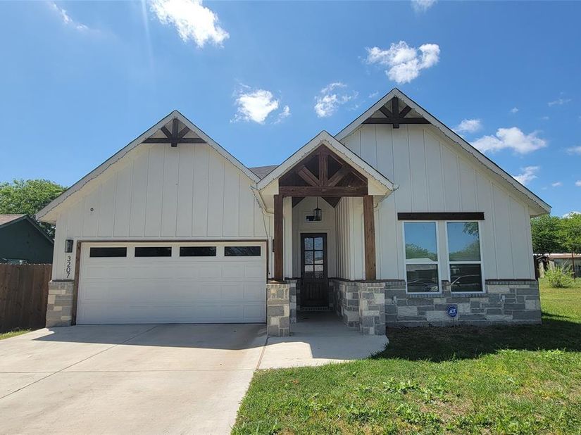 3207  30th Street NW, Fort Worth Texas 76106