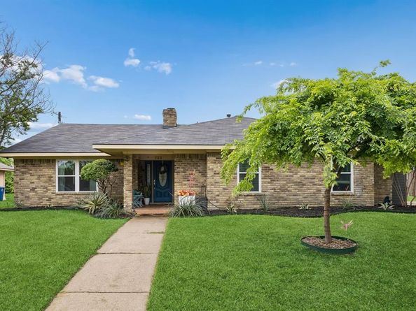 722  Royal Oaks Drive , Garland Texas 75040