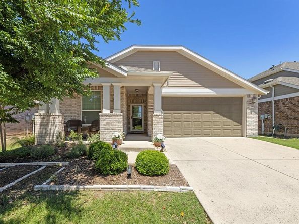 525  Smokebrush Street , Celina Texas 75009