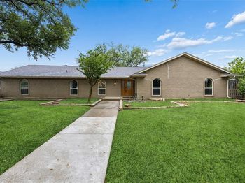 2507  Hawthorne Drive 