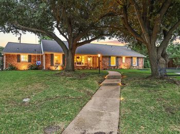 10106  Crestover Circle 