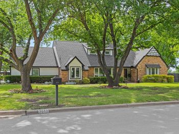 3010 S Country Club Road 