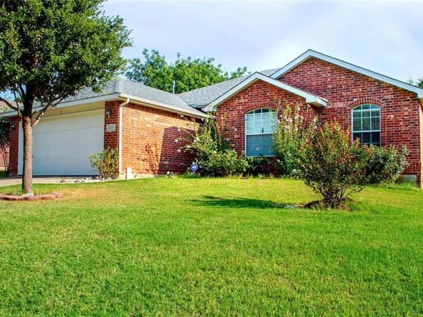 3202  Cliff Oaks Drive , Corinth Texas 76210