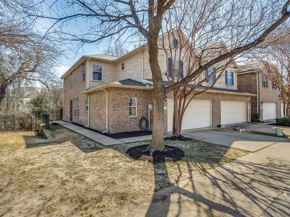 252  Turnberry Lane , Lewisville Texas 75067