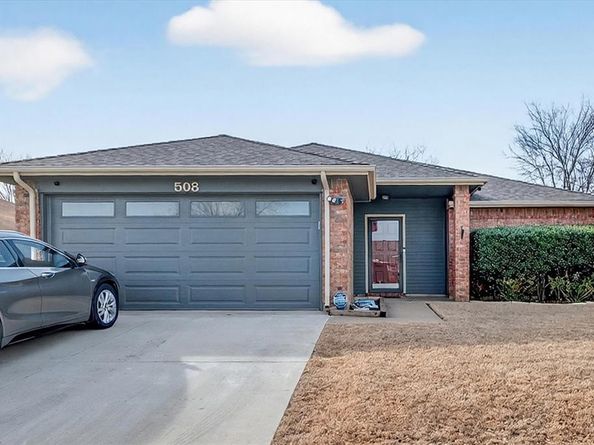 508  Valley Mills Drive , Arlington Texas 76018