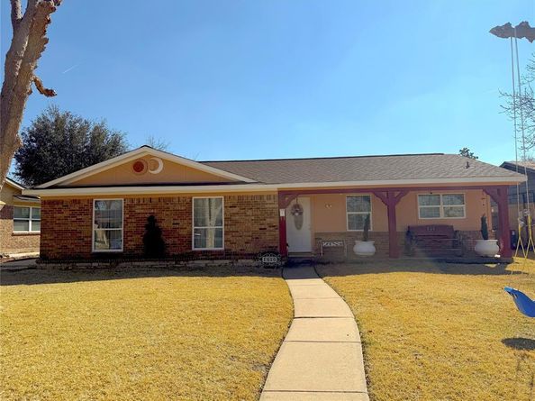 1410  Bowie Street , Garland Texas 75042