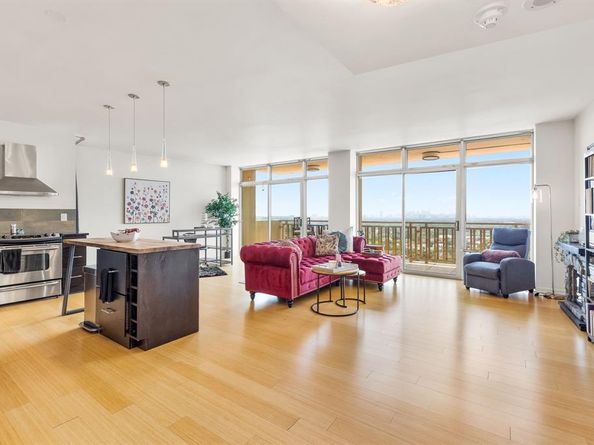 6211 W Northwest Highway  2005, Dallas Texas 75225