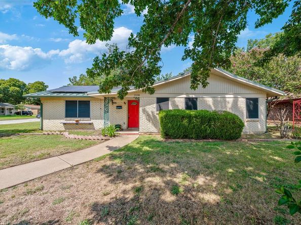 2108  Bettibart Street , Fort Worth Texas 76134