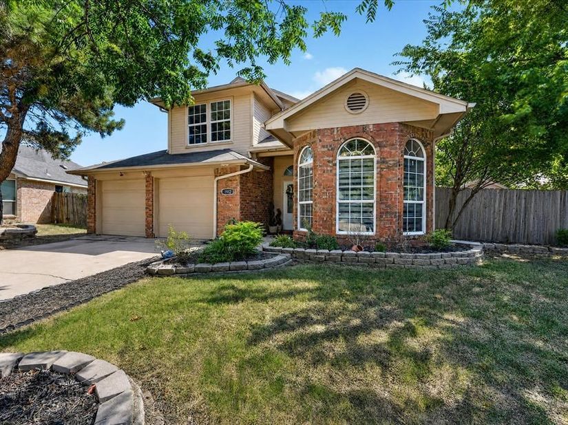 1912  Stallion Court , Keller Texas 76248
