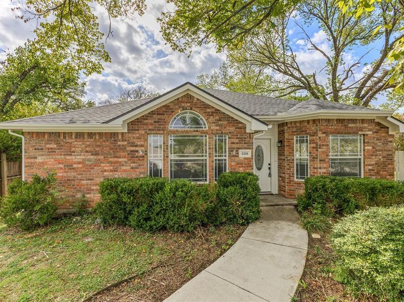 5358  Colony Hill Road , Fort Worth Texas 76112