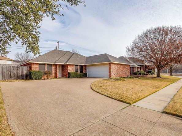 6003  Blue Mesa Drive , Arlington Texas 76017