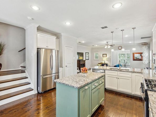 3705  Byers Avenue , Fort Worth Texas 76107