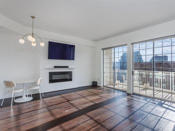 3225  Turtle Creek Boulevard 