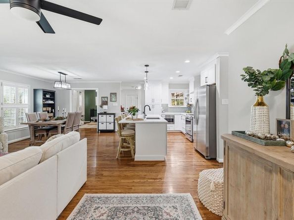 6428  Waverly Way , Fort Worth Texas 76116