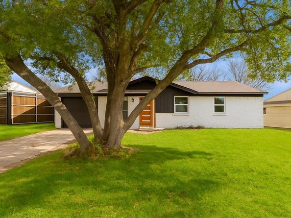 6624  Sebring Drive , Dallas Texas 75241