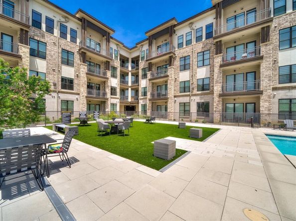 2700  Old Denton Road  3325, Carrollton Texas 75007