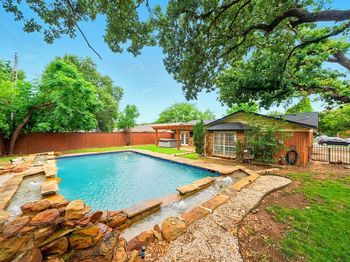 1108  Billie Ruth Lane 