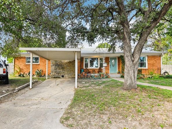 6220  Walnut Drive , Fort Worth Texas 76114