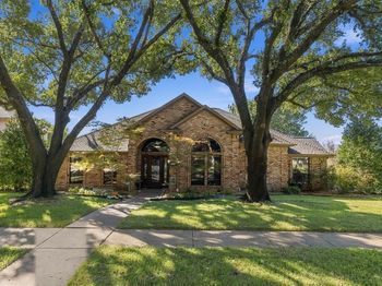 824  Parkhaven Drive 