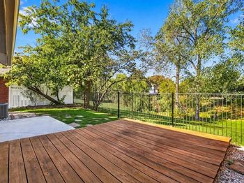 6821  Douglas Creek 