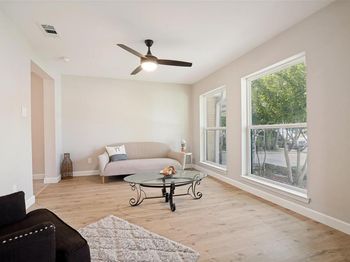 110 W Marguerita Drive 