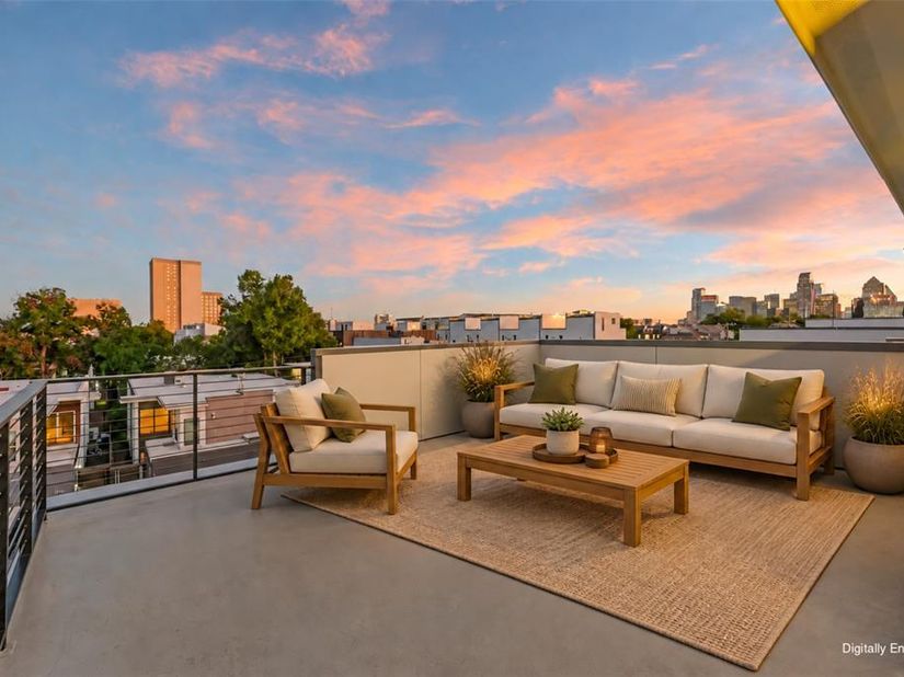 4217  Munger Avenue , Dallas Texas 75204