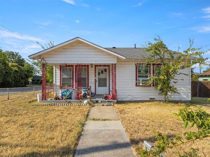 1301 E Ramsey Avenue , Fort Worth Texas 76104