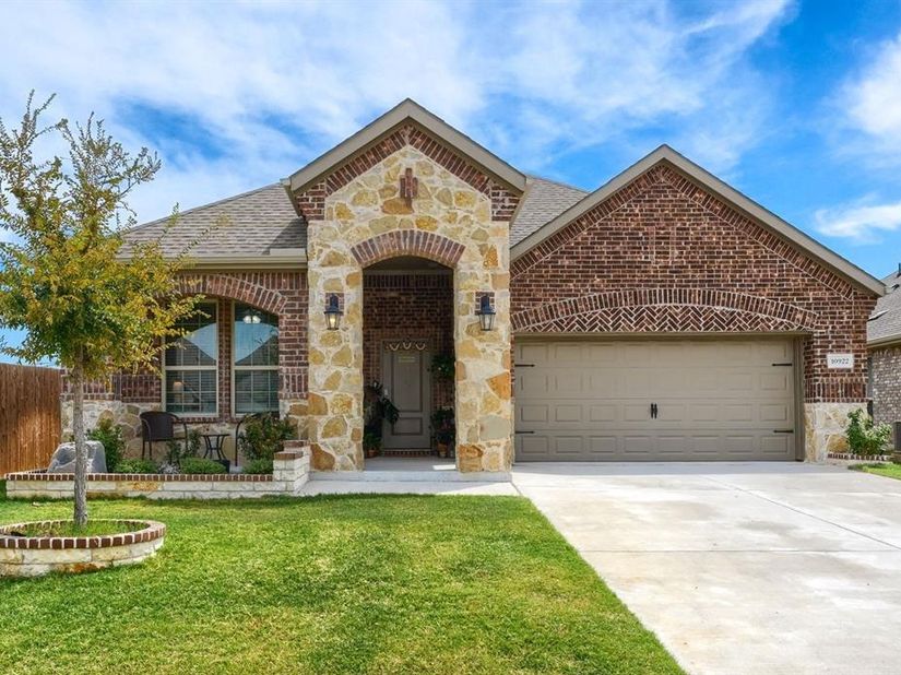 10922  Autry Ridge Lane , Aubrey Texas 76227