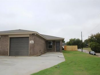 3200  Cherry Lane 