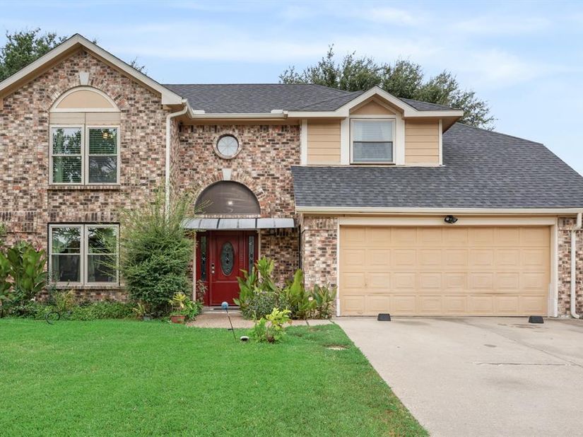 4305  Hudson Avenue , Grand Prairie Texas 75052