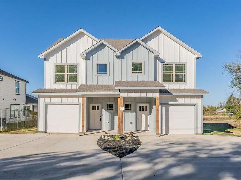 1233  Meriwether Street , Fort Worth Texas 76115