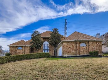 2210  Club Creek Circle 