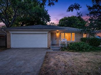 7433  Vallejo Drive 