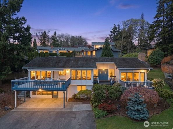 21550 1st Court S, Normandy Park WA 98198