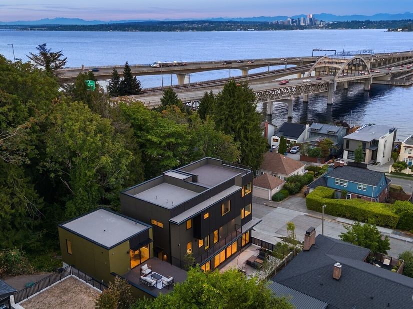1417 36th Avenue S, Seattle WA 98144