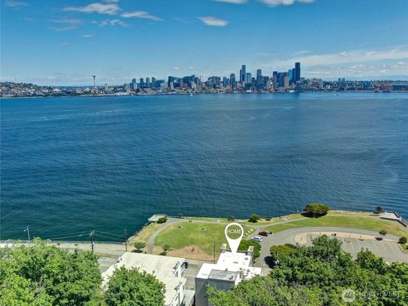 1111 Harbor Avenue SW 500, Seattle WA 98116