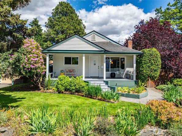 9056 37th Avenue SW, Seattle WA 98126